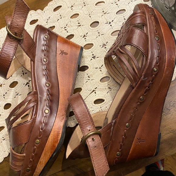 Frye platform sandals 8.5 - Picture 5 of 5